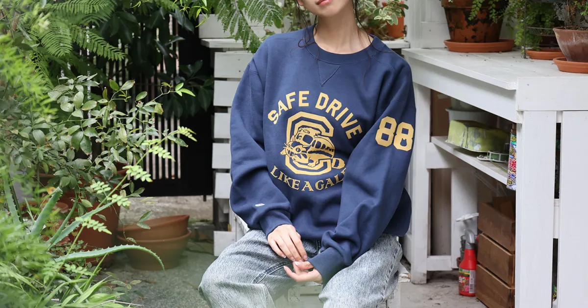 Studio Ghibli Elegant Shop -Studio Ghibli Elegant Shop Studio Ghibli Russell Athletic GBL Mt Neighbour Totoro Catbus cute anime merchandise fashion jumper shop buy sweater clothing 7